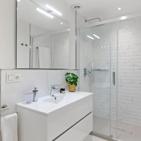 Vista Piscina Y Gran Terraza Ref Cadiz 111