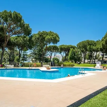 Vista Piscina Y Gran Terraza Ref Cadiz 111 *