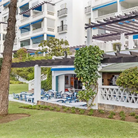 Vista Piscina Y Gran Terraza Ref Cadiz 111 Μαρμπέλλα