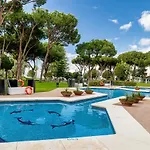 Vista Piscina Y Gran Terraza Ref Cadiz 111 * Marbella